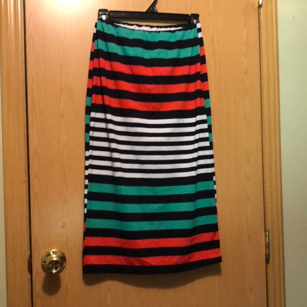 Ulta flirt size large kids multi color stripped maxi skirt